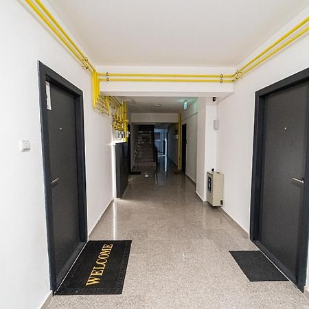 Delux Suite Bacău Buitenkant foto