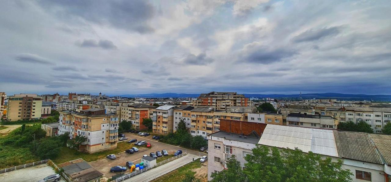 Delux Suite Bacău Buitenkant foto