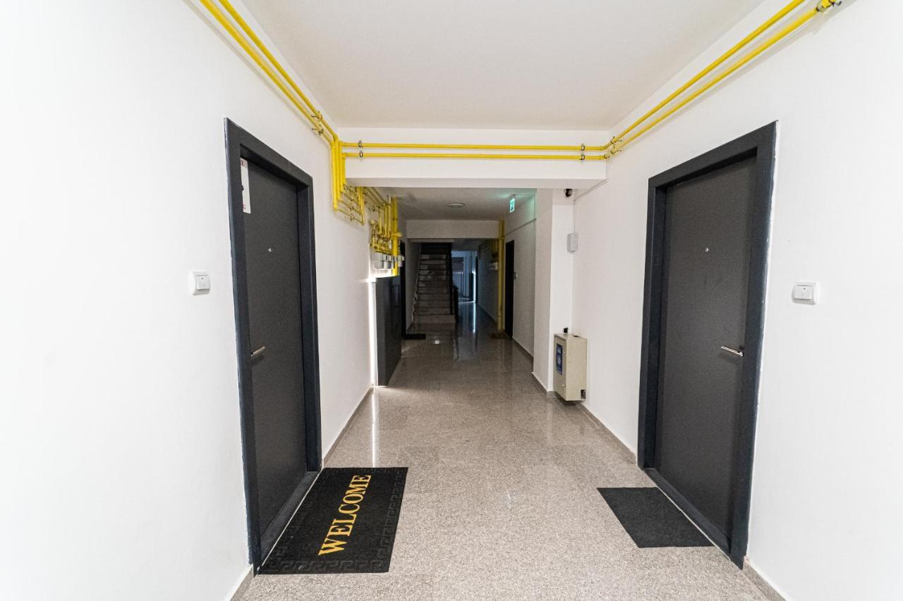 Delux Suite Bacău Buitenkant foto